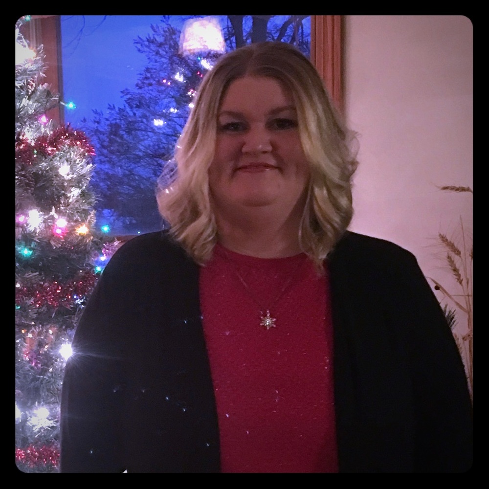 Meet your Posher, Crystal